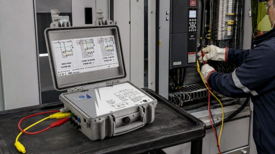 Oberschwingungen am Frequenzumrichter mit einem Netzqualitätsanalysator messen