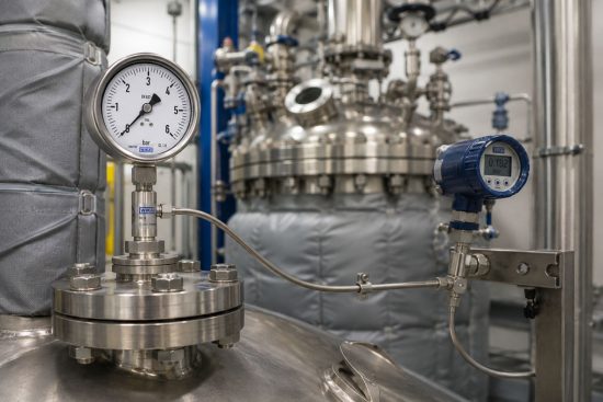 WIKA Druckmittlersystem am beheizten Reaktor Füllflüssigkeit für Temperatur und Vakuum richtig auswählen